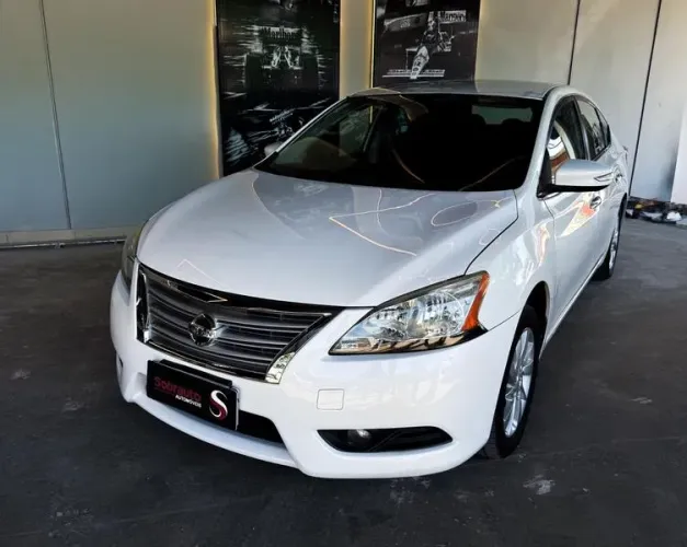 Nissan Sentra SV 2.0 16V CVT (flex) 2014