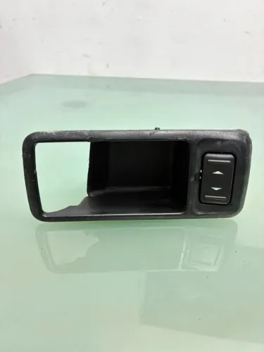 Botão Vidro Dianteiro Direito Ford Focus 2009/13 3m51226a36afw Original