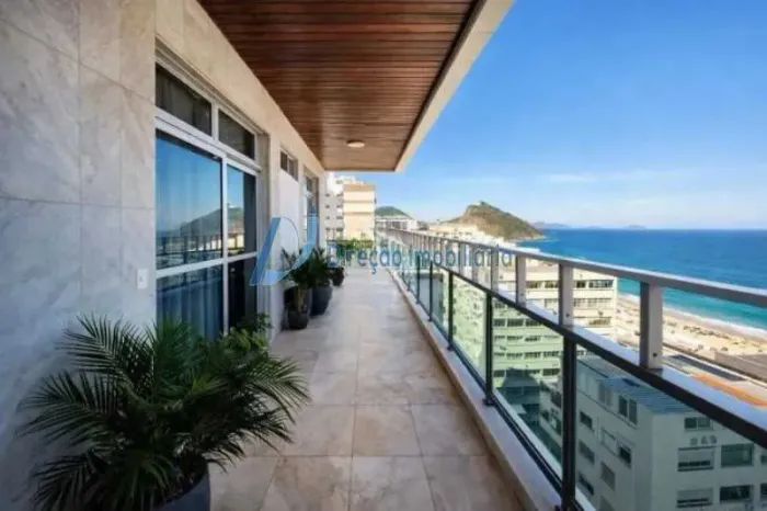 Apartamento com 3 quartos à venda, 256m² no Leme, Rio de Janeiro/RJ