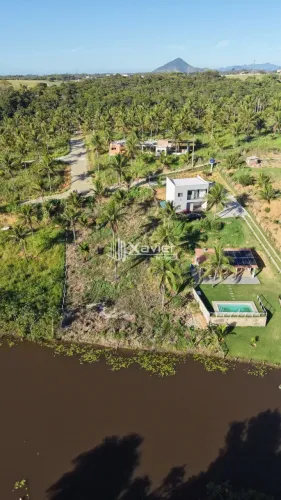 Terreno 1.000 m² à Venda no Condomínio Recanto da Lagoa em Guarapari, Próximo às Praias