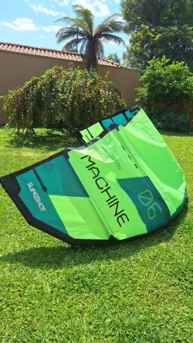 Kite Slingshot Machine 2022 + barra Slingshot Sentry 