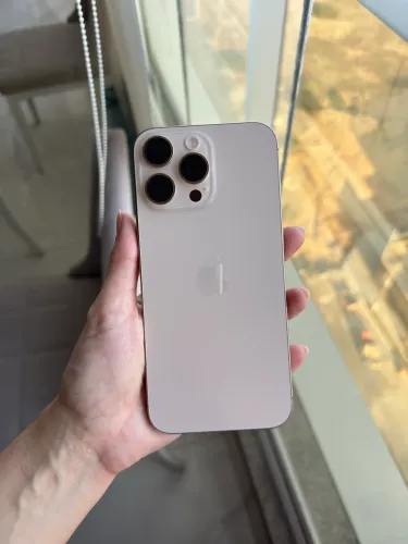 IPHONE 16 pro max desert- bateria 100% e garantia julho/26