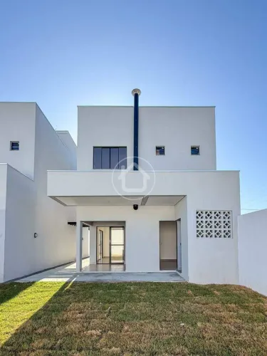 SOBRADO 3 QUARTOS SENDO 1 SUITE