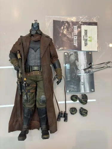 Batman knightmare hot toys customizado 
