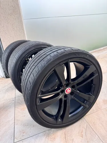Aro 20 Jaguar F Type duas talas
