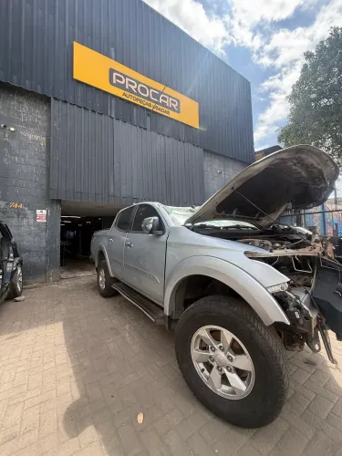 Peças Mitsubishi L200 Triton 2.4 Automática 2017 Sucata