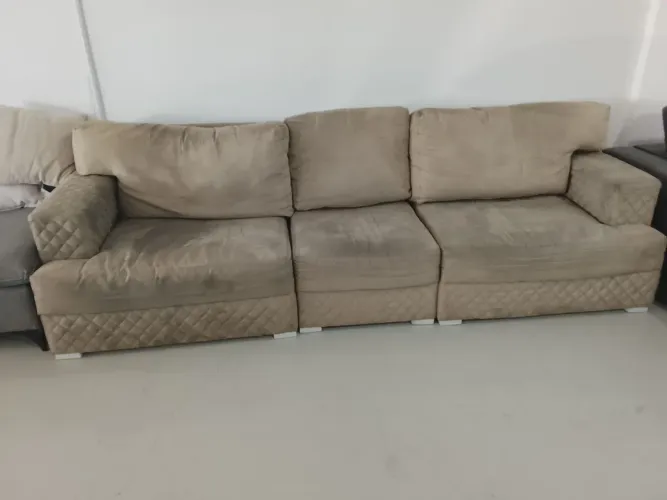 Sofá living medindo 2.80