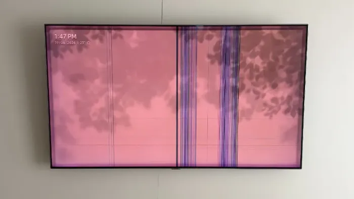 TV Samsung QLED 55" QN55Q7FNAG - Com defeito