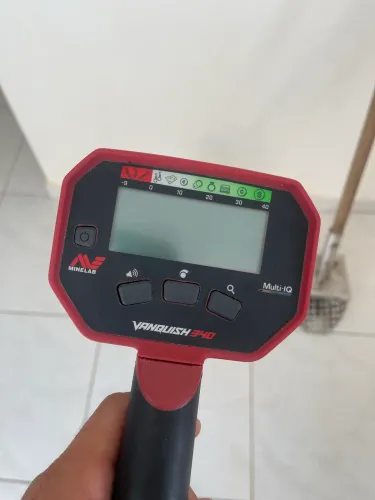 Detector de metais vanquish 340 minelab