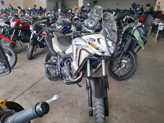 Honda Sahara 300cc 2025 shalom veículos 
