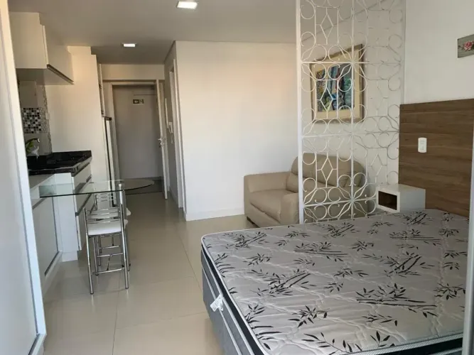 Imóvel para aluguel com 30 metros quadrados com 1 quarto Mobiliado Rebouças - Curitiba - P