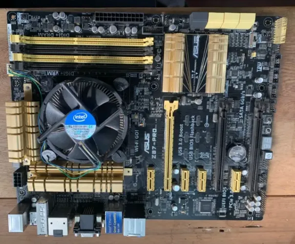 Intel i7 4770K + Placa Mãe Asus Z87-Pro (Wi-Fi e Bluetooth)