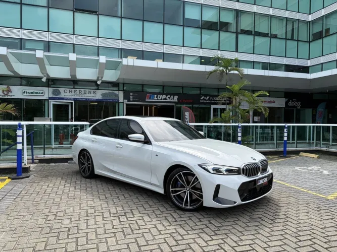 BMW 320I A 2.0 TB M Sport Activeflex 16V 4P 2023