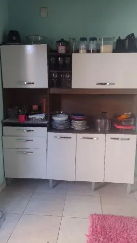 Armário vende se ou troca por TV