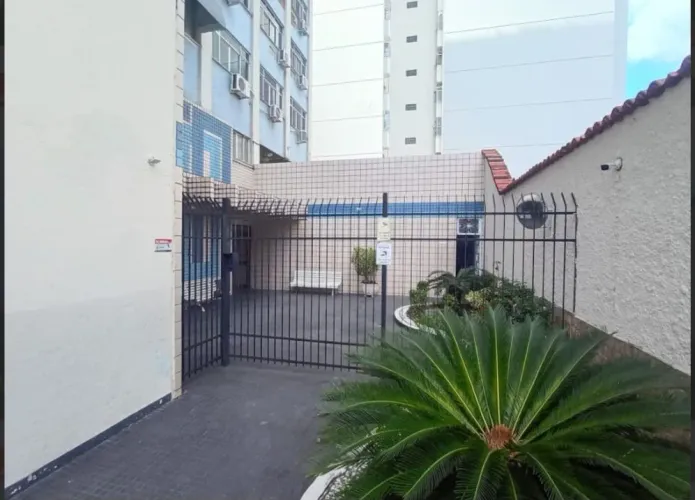 Alugo apto rua barão de mesquita esquina com rua uruguai