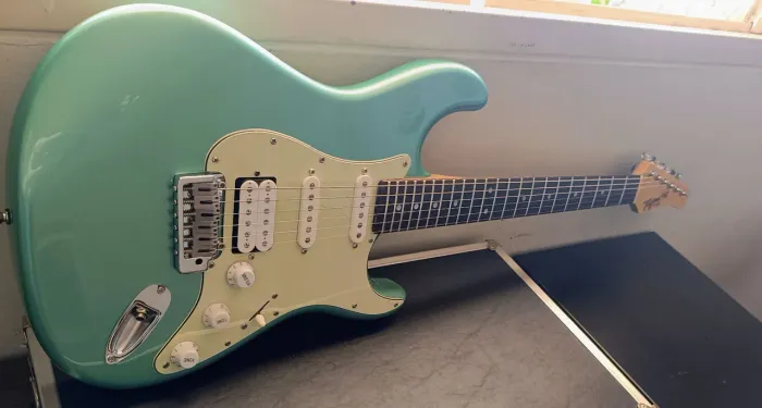 Guitarra Tagima T635 ( Modificada).