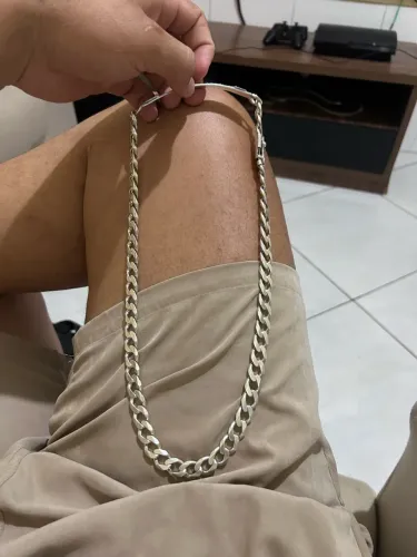 Corrente de prata