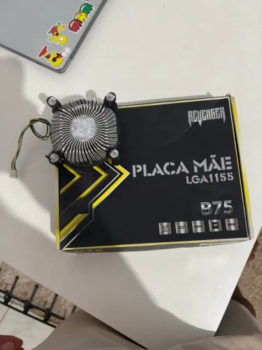 Placa mãe LGA1155 B75 junto com aircooler E processador junto!!