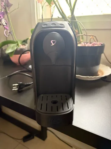 Cafeteira Passione Três Corações- 127v