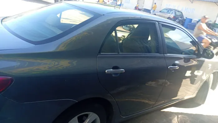 Toyota Corolla GLI 1.8 Flex 16V Aut. 2014