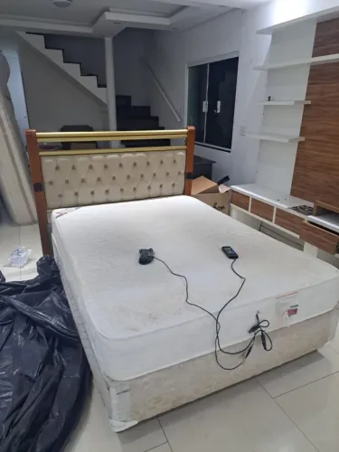 Colchão com massagem+ cama box + cabeceira