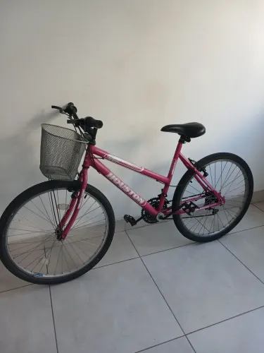 Bicicleta super nova