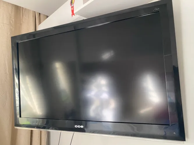 TV CCE 42 polegadas + aparelho HDMI