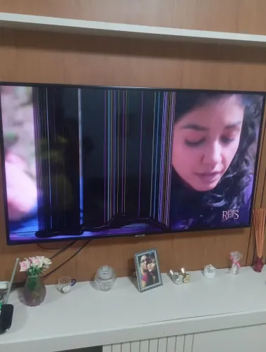 Tv Samsung smart com defeito