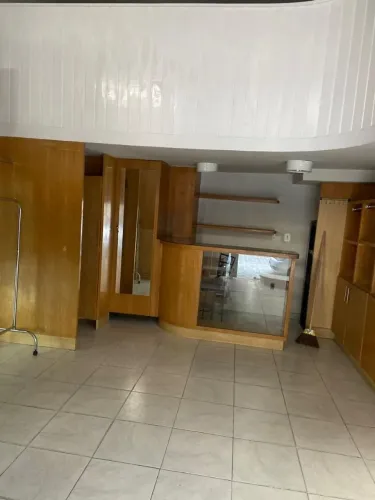 Loja comercial localizada no centro de Nova Friburgo.