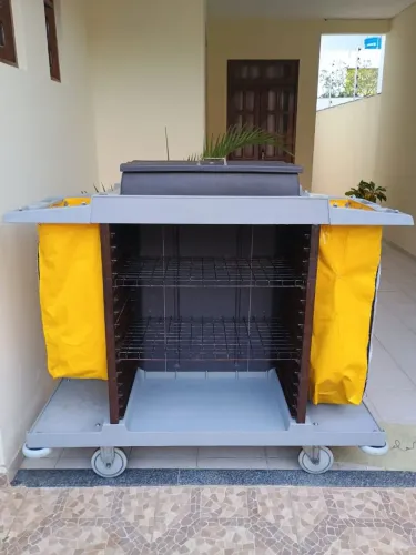 Carrinho de Limpeza comercial industrial 