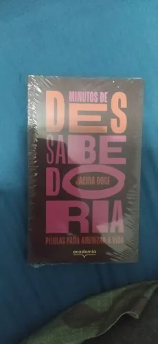 Minutos de (des)sabedoria: Pílulas para amenizar a vida - Jacira Doce (Novo e lacrado)