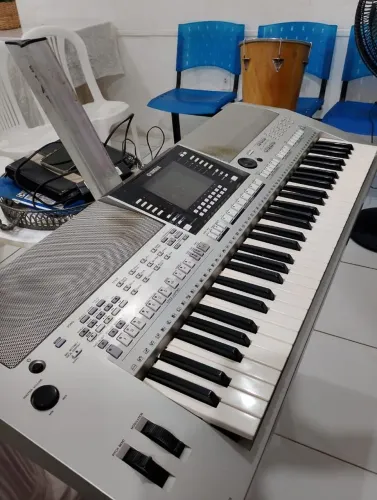 Teclado arranjador yamaha PSR S 910