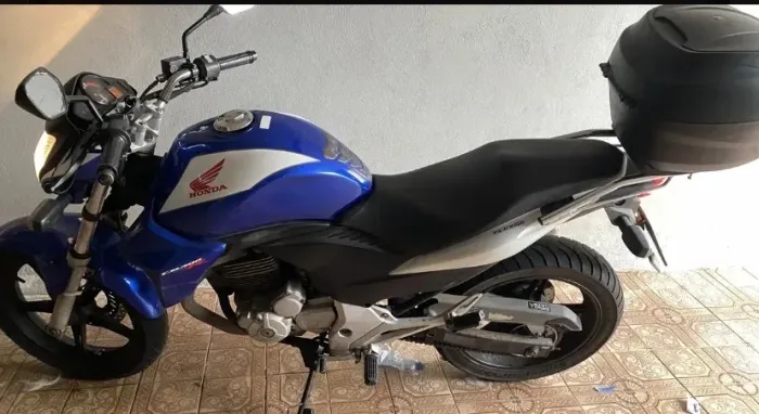 Honda CB300 Azul
