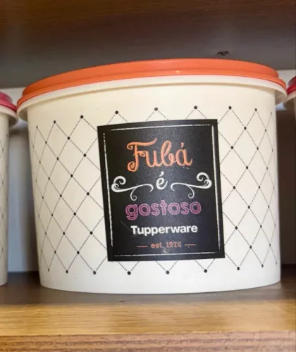 USADO - Tupperware original Fubá 1,7kg