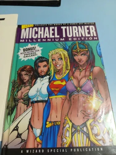 Michael Turner Ed. Luxo capa dura