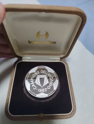 Medalha Moeda Copa do mundo 82 Itália Campeã 