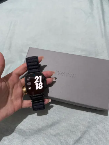 Apple Watch Ultra 3 preto (49 mm, titânio)