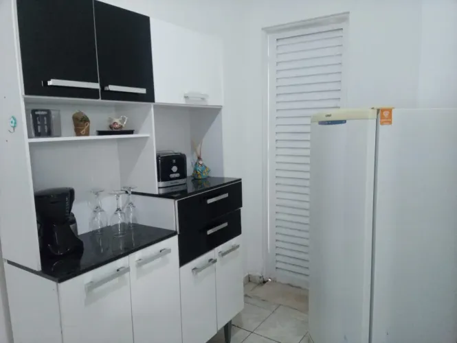Kitinete com mobília completa sem fiador
