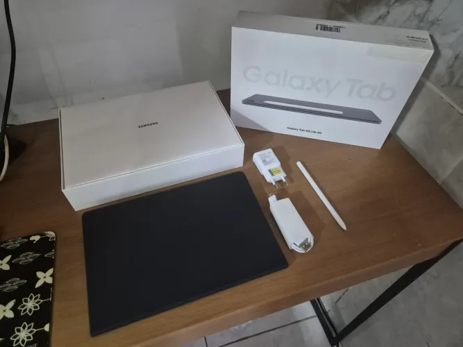 Tablet Galaxy Sansumg S10 lite 128g com chip 5G