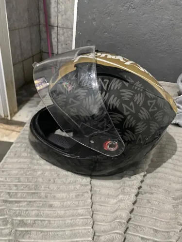 Capacete Peels Icon Kondzilla