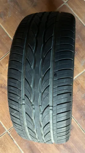 Pneu 205/45/17