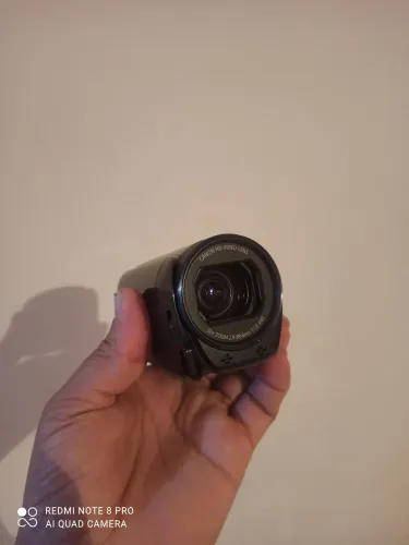 FILMADORA CANON VIXIA HF R600