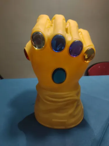 Manopla do Infinito Thanos - 29cm