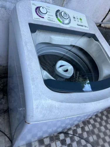 Máquina de lavar Consul 12 kg automática em perfeito funcionamento.
