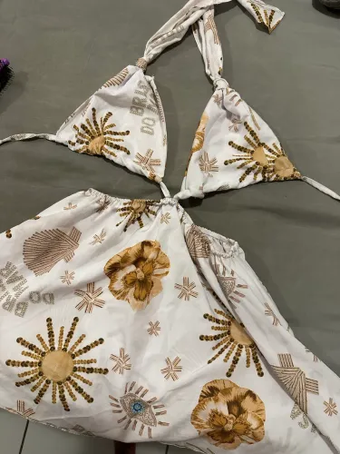 Lote de roupas