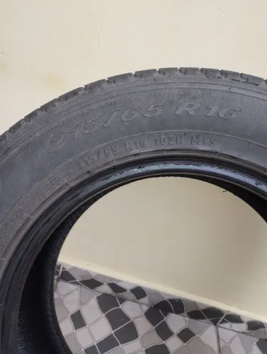 Pneu Pirelli Scorpion R16