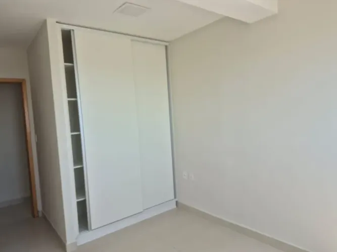 Alto padrão,com três suítes