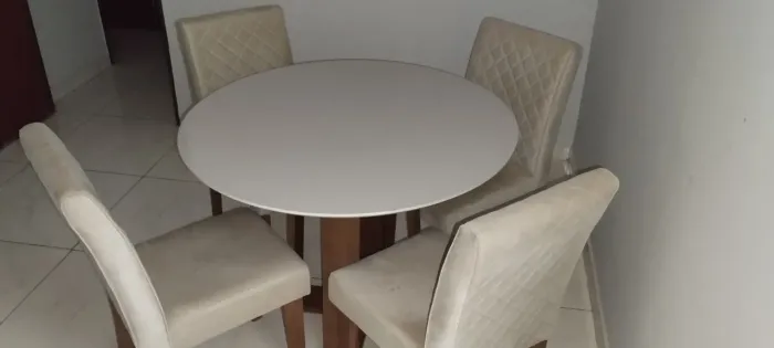 Mesa jantar 4 cadeiras
