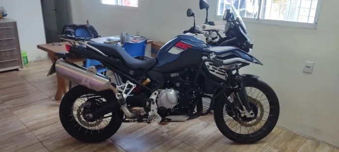 BMW 850 GS top