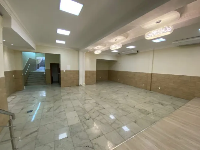 Salão comercial no bairro Floresta